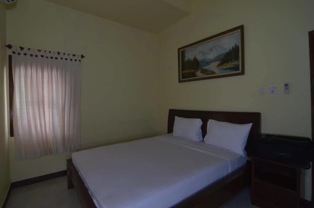 Shu Villa Lombok Kuta  Buitenkant foto
